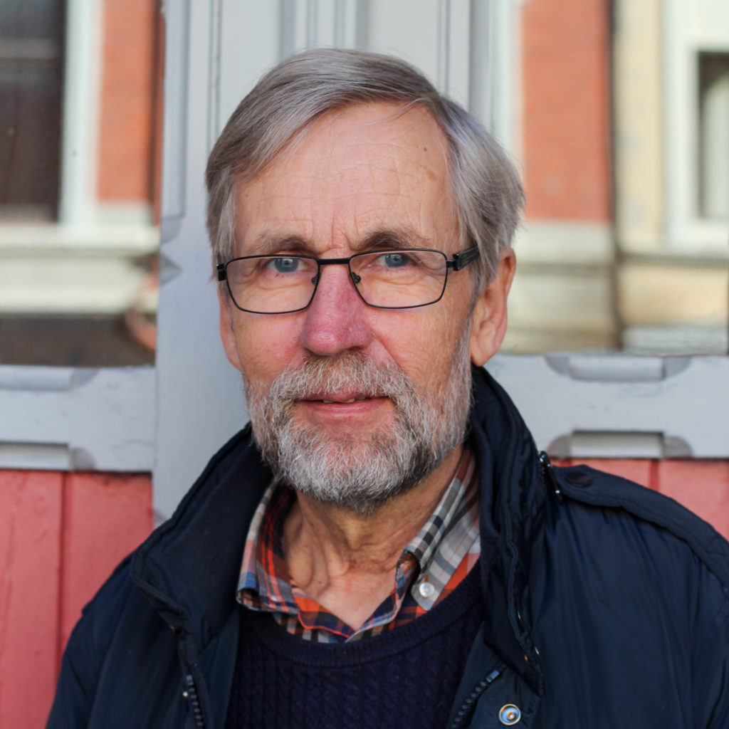 Ivar Larsen